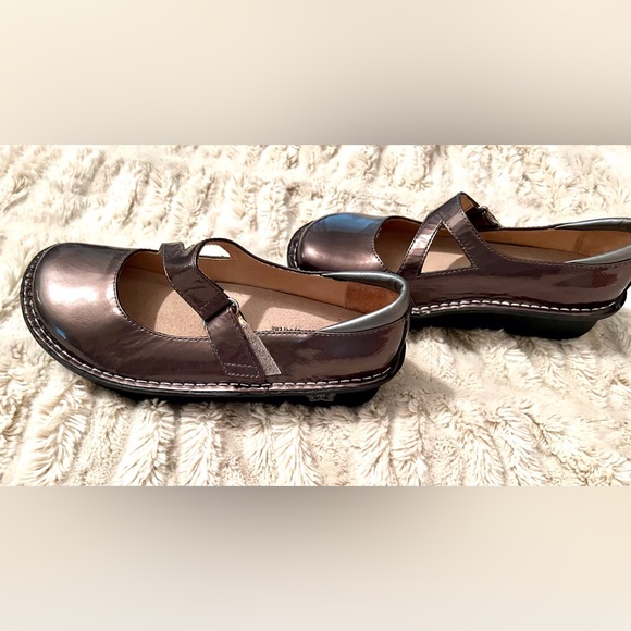 Algeria brown/copper flats - Picture 4 of 5